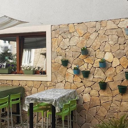 Hostel Mare 希贝尼克 外观 照片