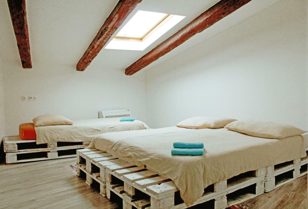 Hostel Mare 希贝尼克 外观 照片
