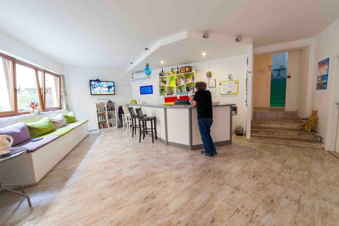 Hostel Mare 希贝尼克 外观 照片