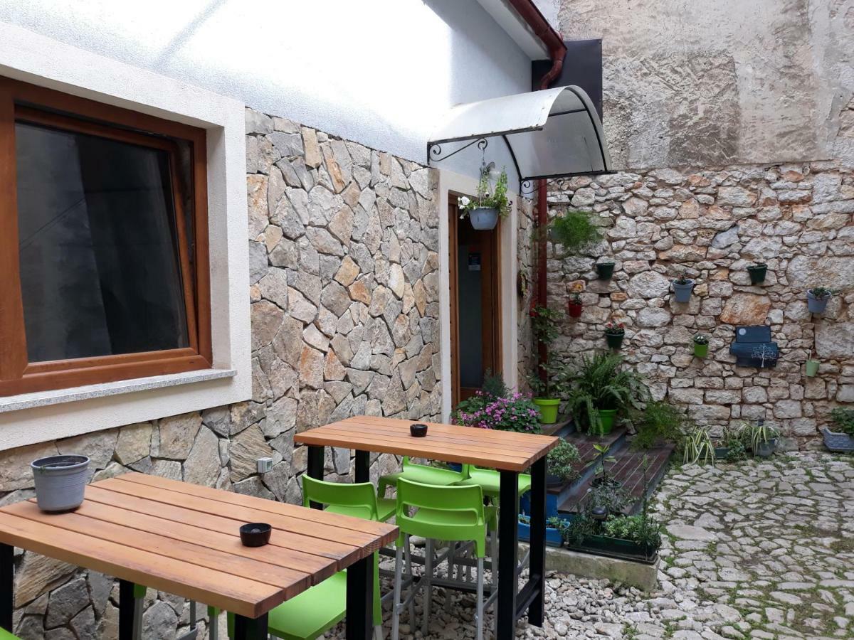 Hostel Mare 希贝尼克 外观 照片